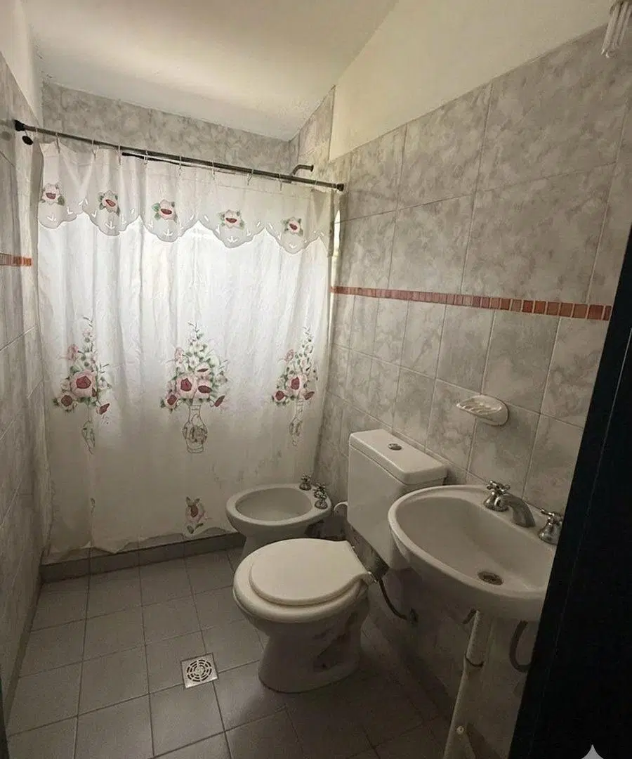 VENTA DE DUPLEX (BARRIO ULLUAS) 4