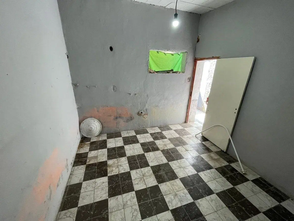 LOCAL/GALPON EN VENTA - 250 M2 - AV. AGUIRRE NORTE 4