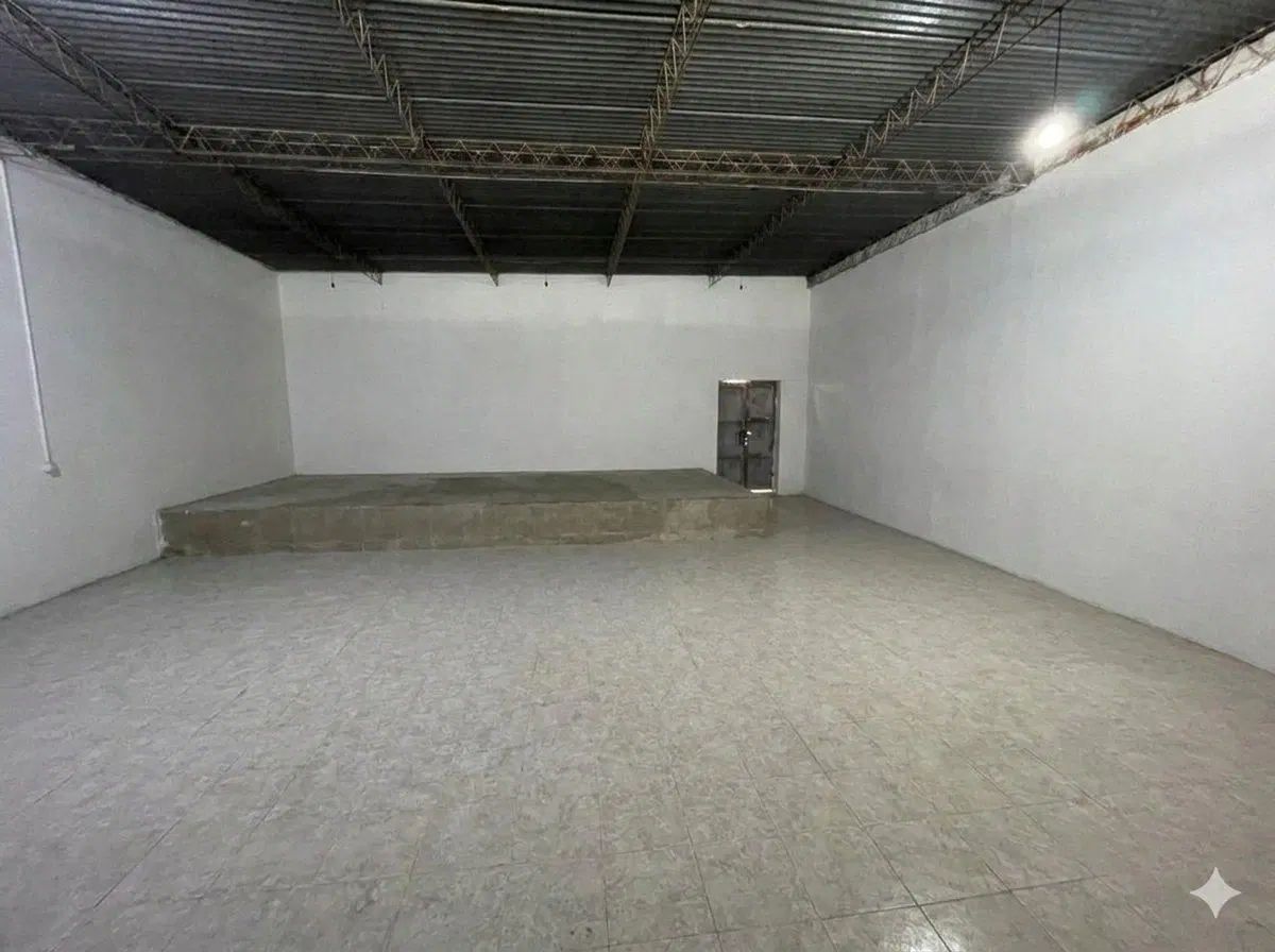LOCAL/GALPON EN VENTA - 250 M2 - AV. AGUIRRE NORTE 3