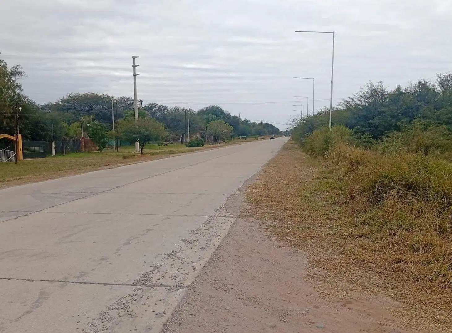 Venta de Terreno sobre Camino del Medio 5