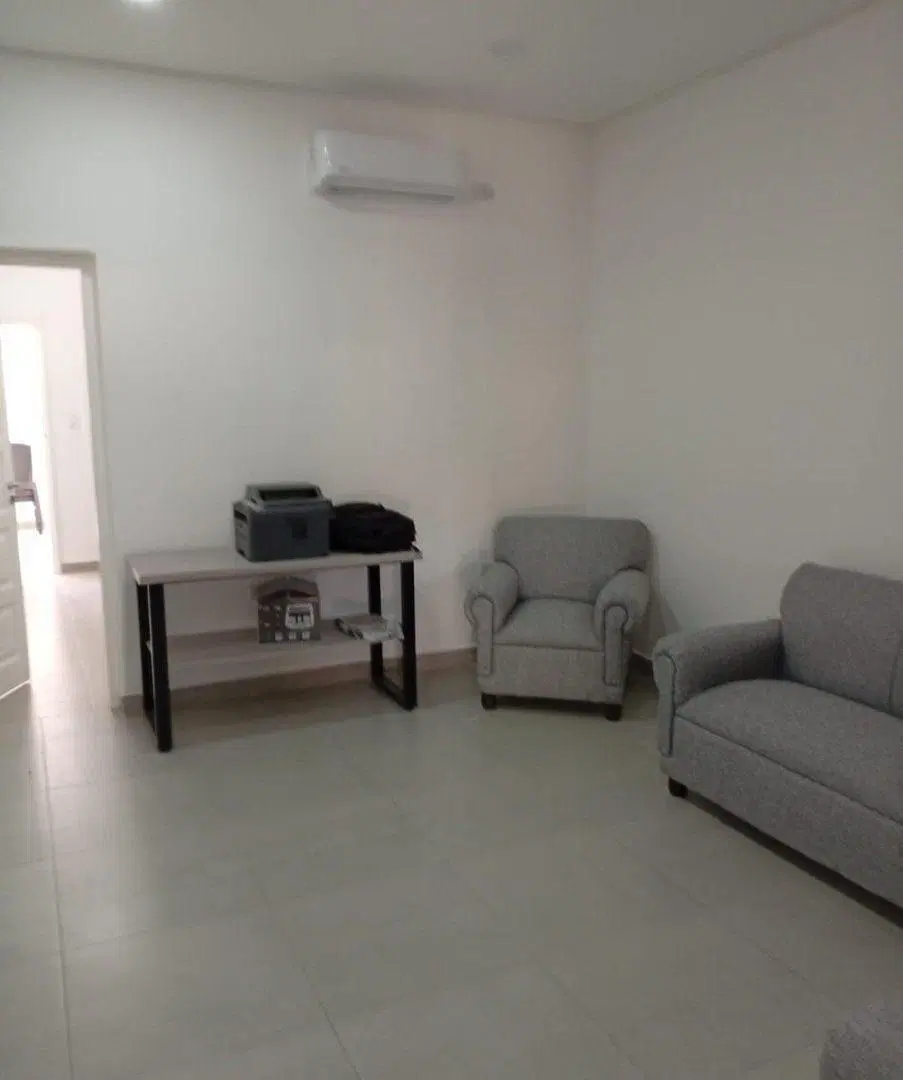 CASA Y OFICINA EN VENTA - EXCELENTE UBICACION 4