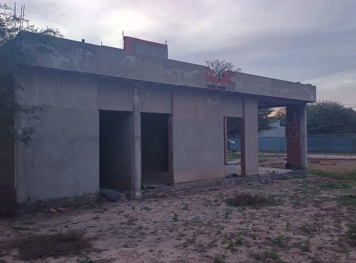 CASA EN CONSTRUCCION EN VENTA EN EL ZANJÓN 5
