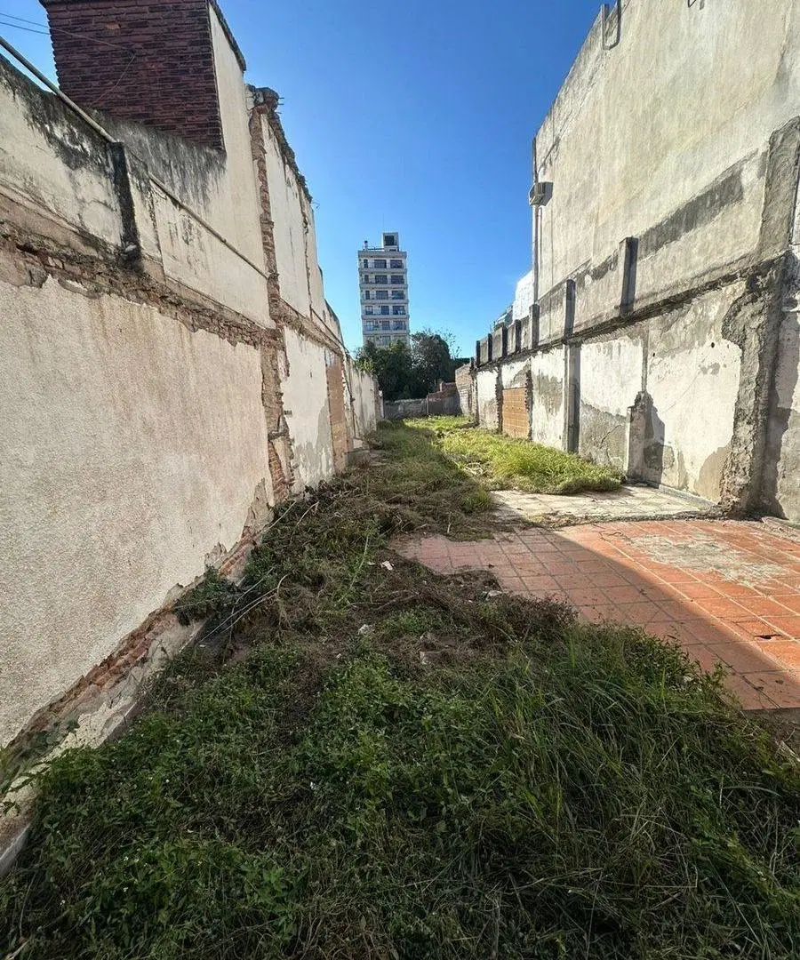 VENTA DE LOTE EN PLENO CENTRO 2