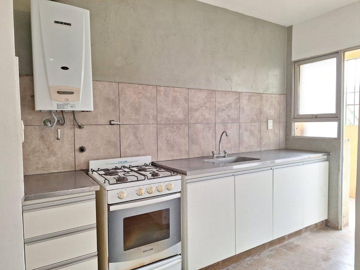 Foto de Venta departamento 3 dormitorios barrio palomar, imagen 1