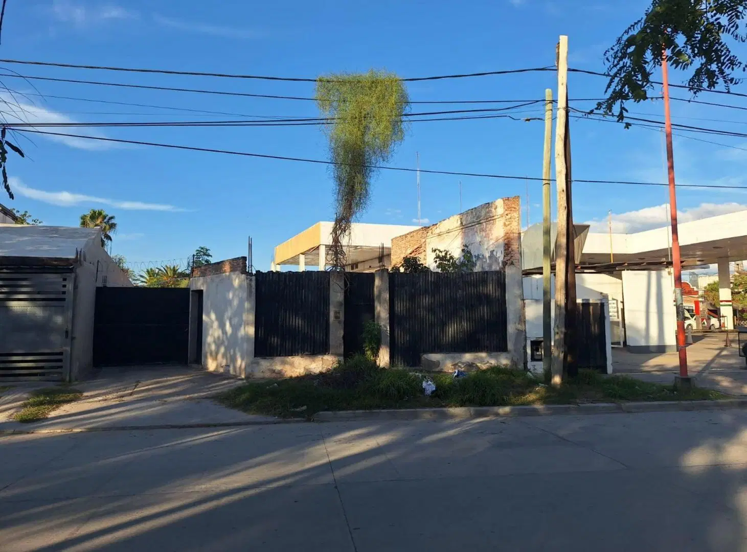 Venta de terreno con cochera sobre Colón y Formosa 2
