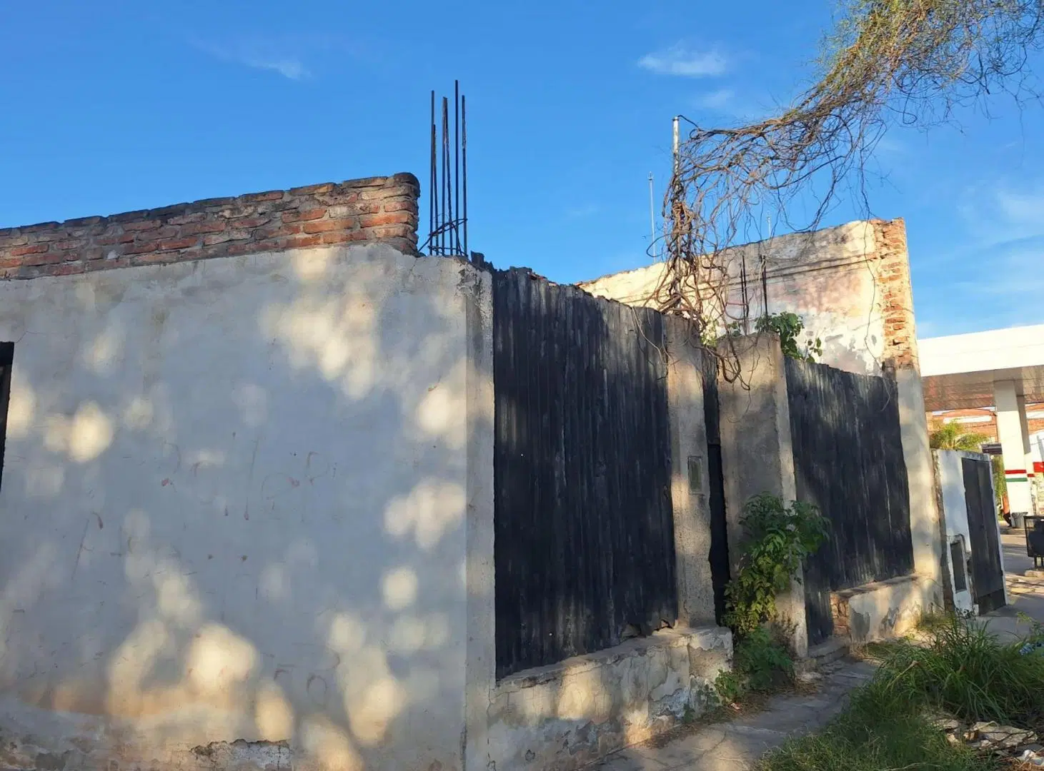 Venta de terreno con cochera sobre Colón y Formosa 5