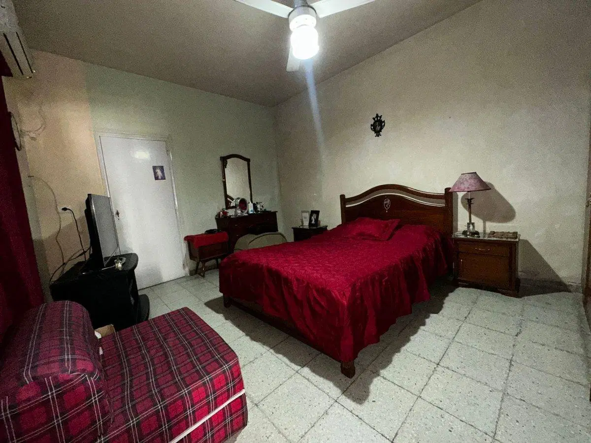 VENTA DE CASA PELLEGRINI Y ROCA 2