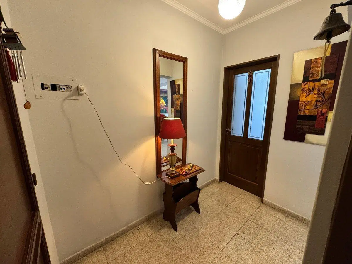 Venta  Depto 3 Dorm. C/cochera en Belgrano Sur. 2