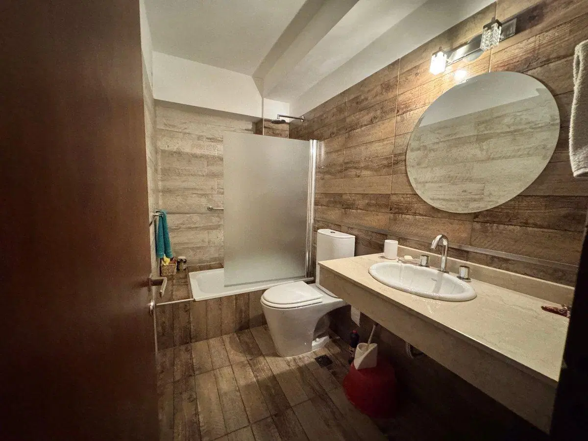 Venta  Depto 3 Dorm. C/cochera en Belgrano Sur. 5