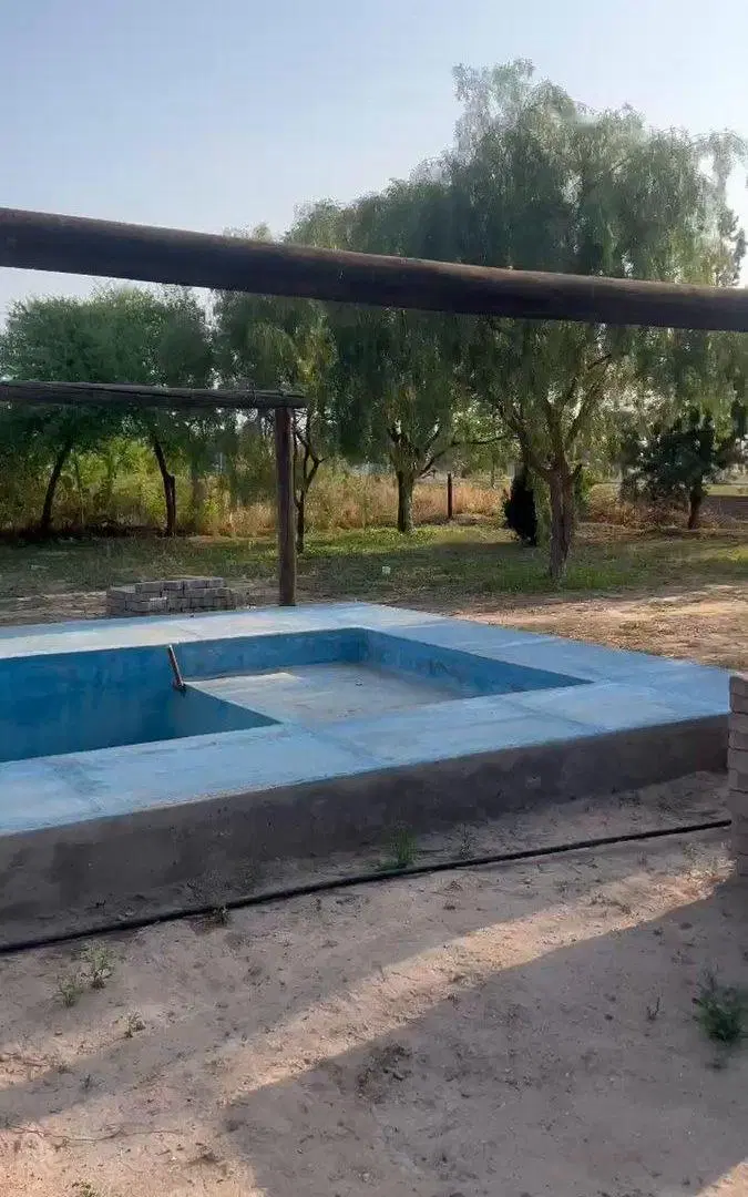 VENTA DE LOTE SOBRE RUTA 9 CON PILETA 8
