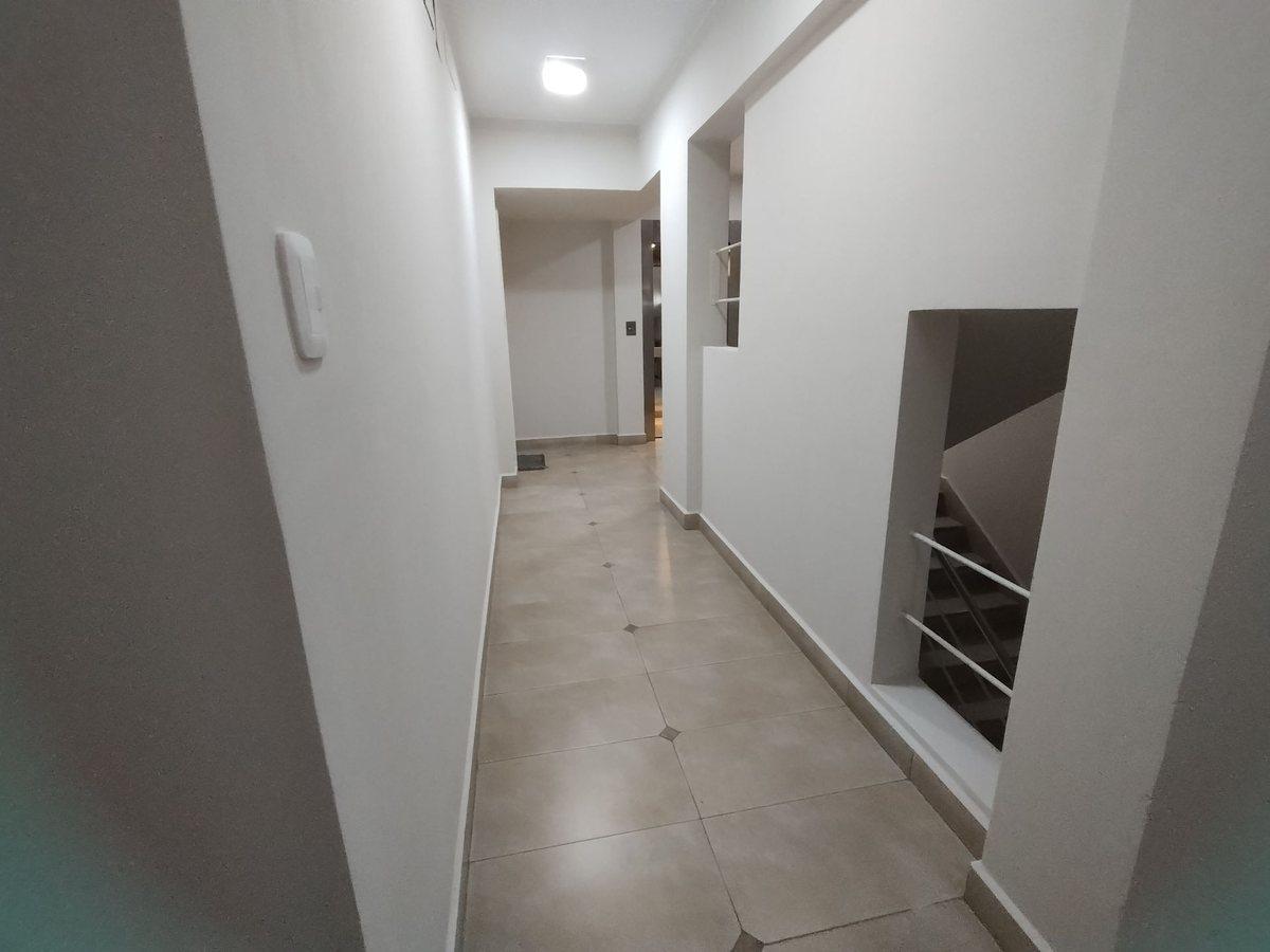 Foto de VENTA DPTO 1 DORMITORIO, AV ROCA SUR CASI LIBERTAD, imagen 2