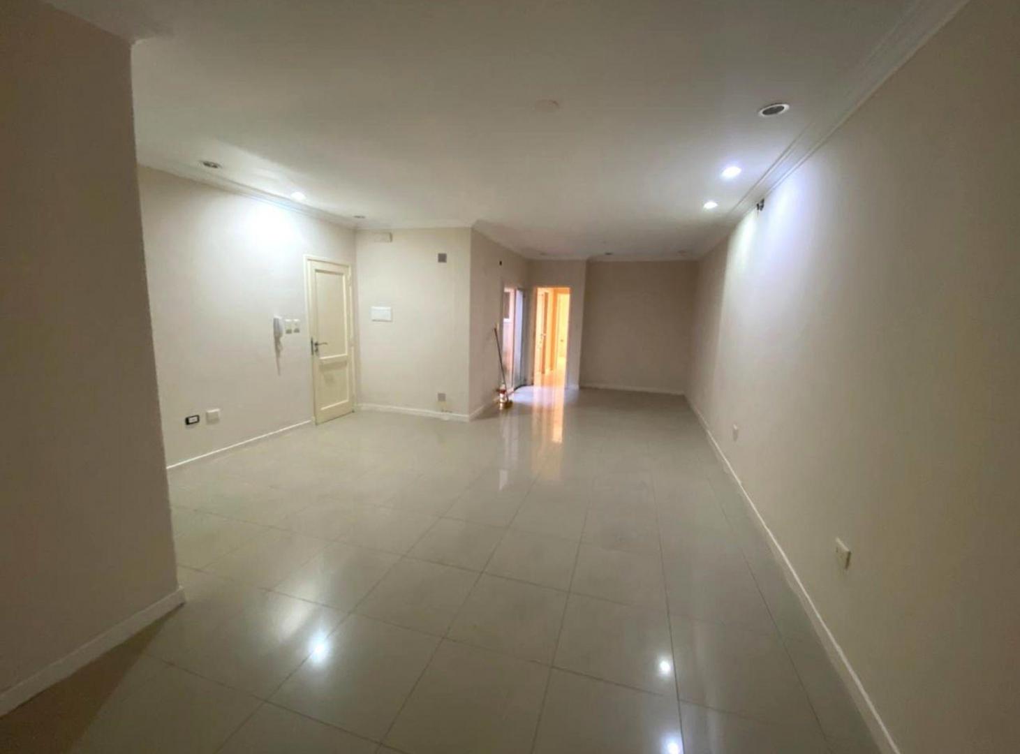Foto de Venta departamento 1 dormitorio Saenz Peña, centro, imagen 3