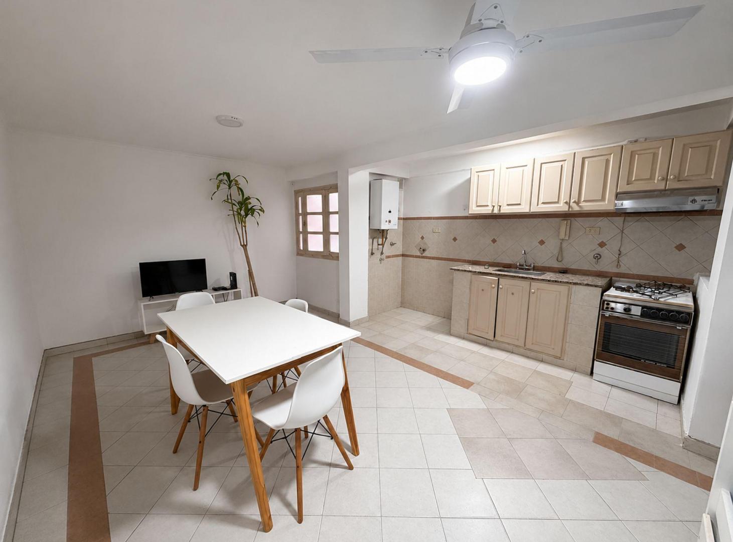 Foto de DEPTO EN VENTA - BARRIO CENTRO - 2 DORMITORIOS, imagen 3