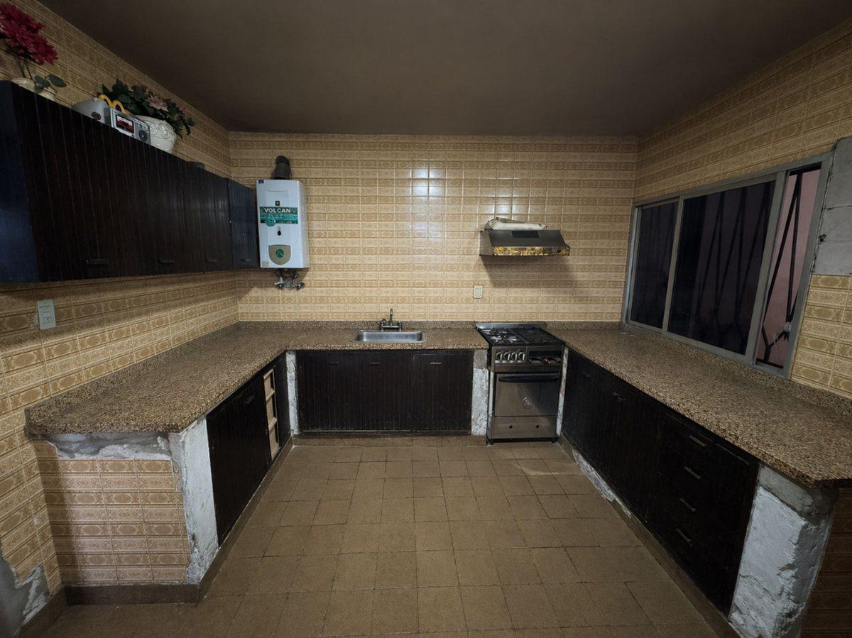 Foto de Venta de casa en Roca (S) casi esquina Mendoza, imagen 4