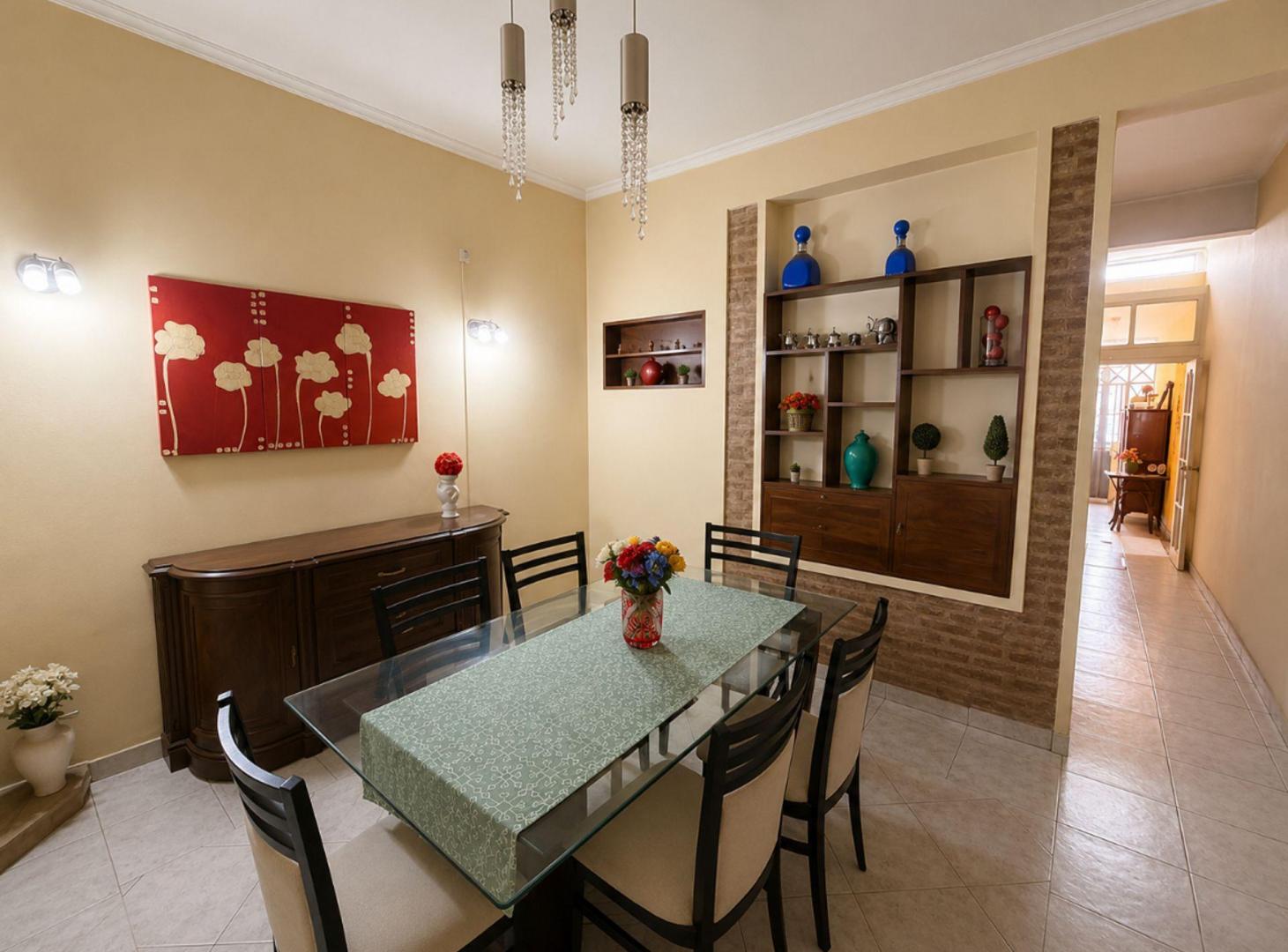 Foto de CASA EN VENTA - BARRIO BELGRANO - 4 DORMITORIOS, imagen 1