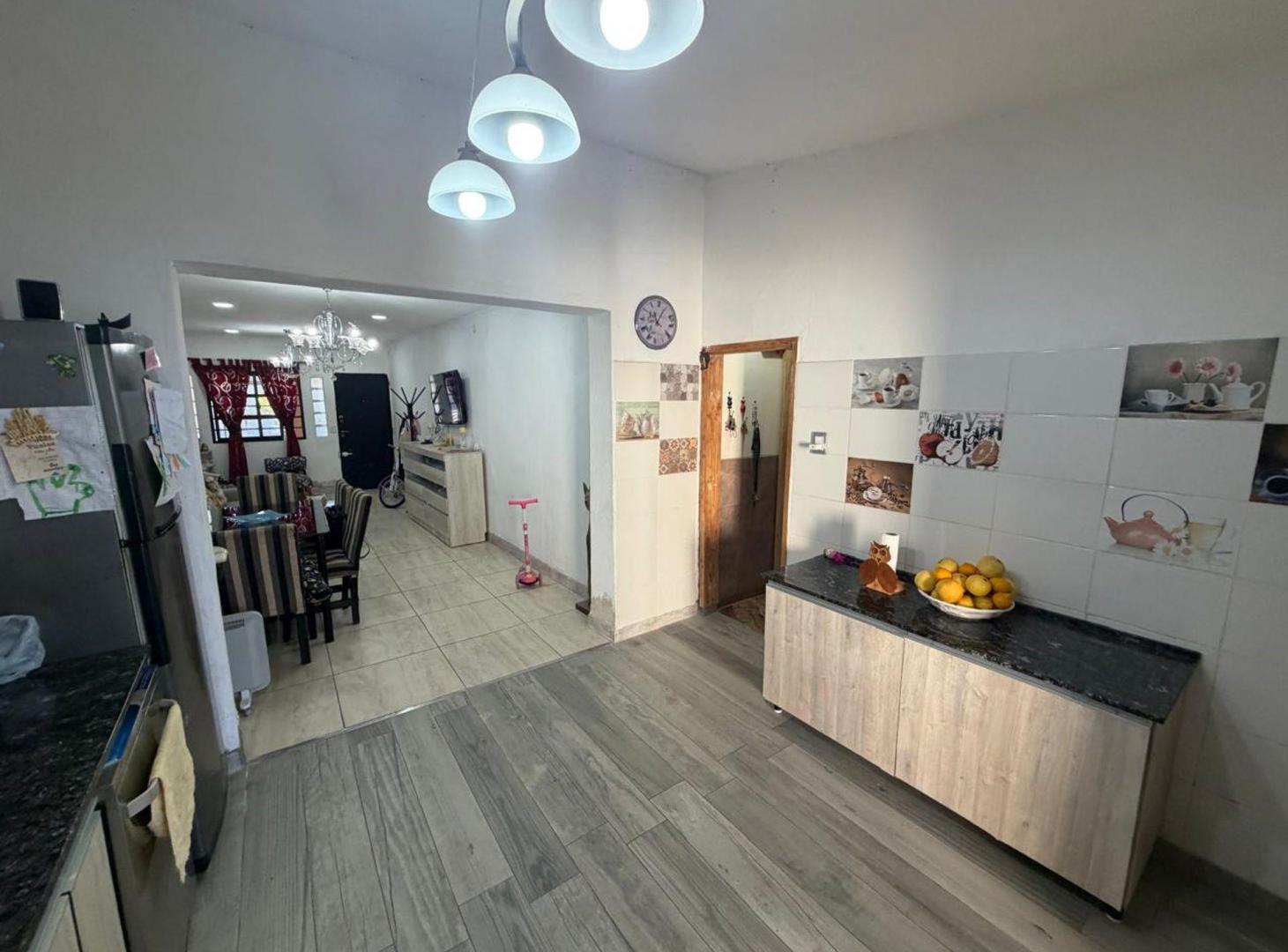 Foto de CASA EN VENTA - RODRIGUEZ AL 1800 - B° SAN MARTIN, imagen 3