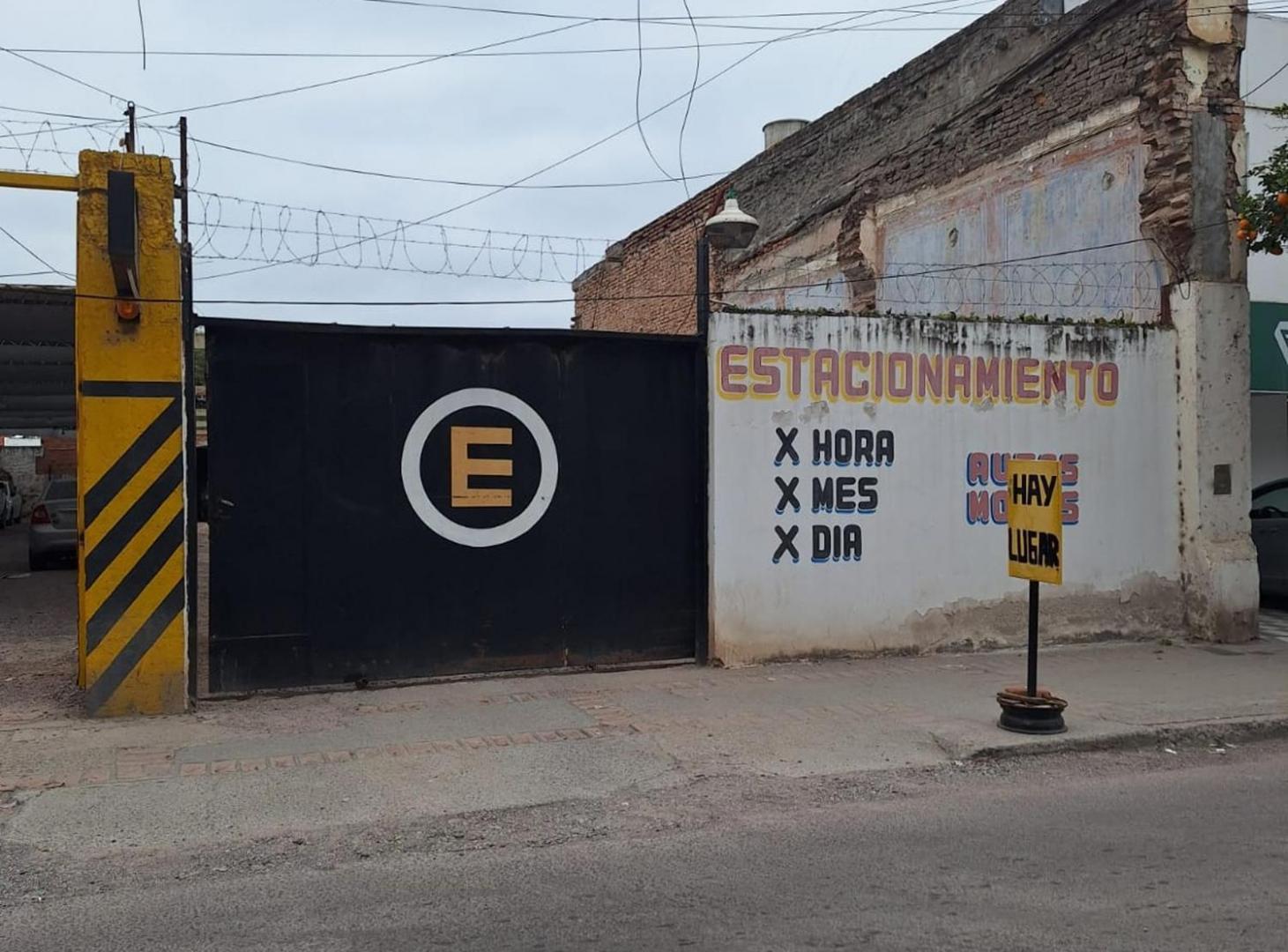 Foto de VENTA DE IMPORTANTE PROPIEDAD EN PLENO CENTRO, imagen 2