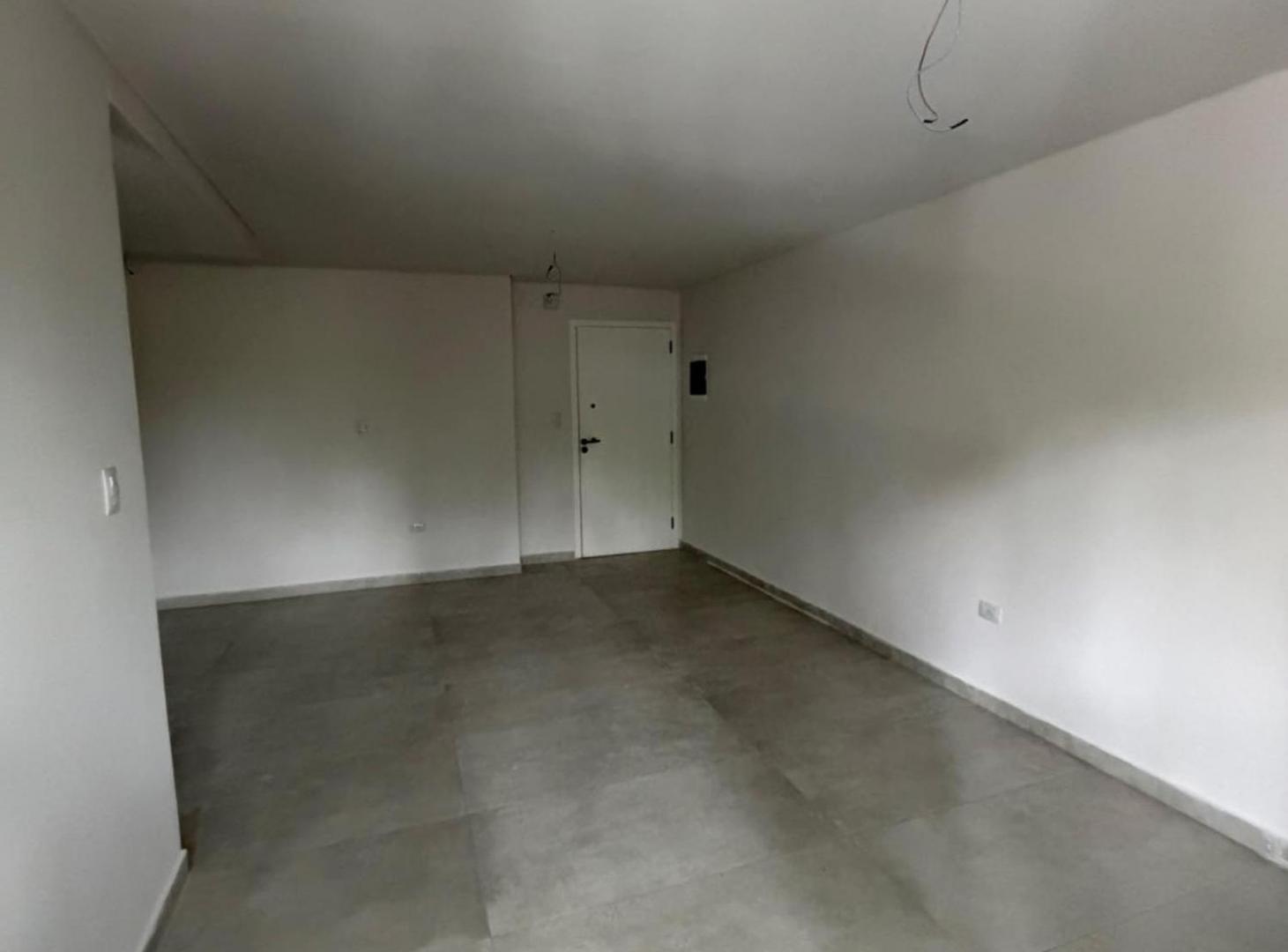 Foto de VENTA DEPARTAMENTO SALTA Y ROCA, imagen 1