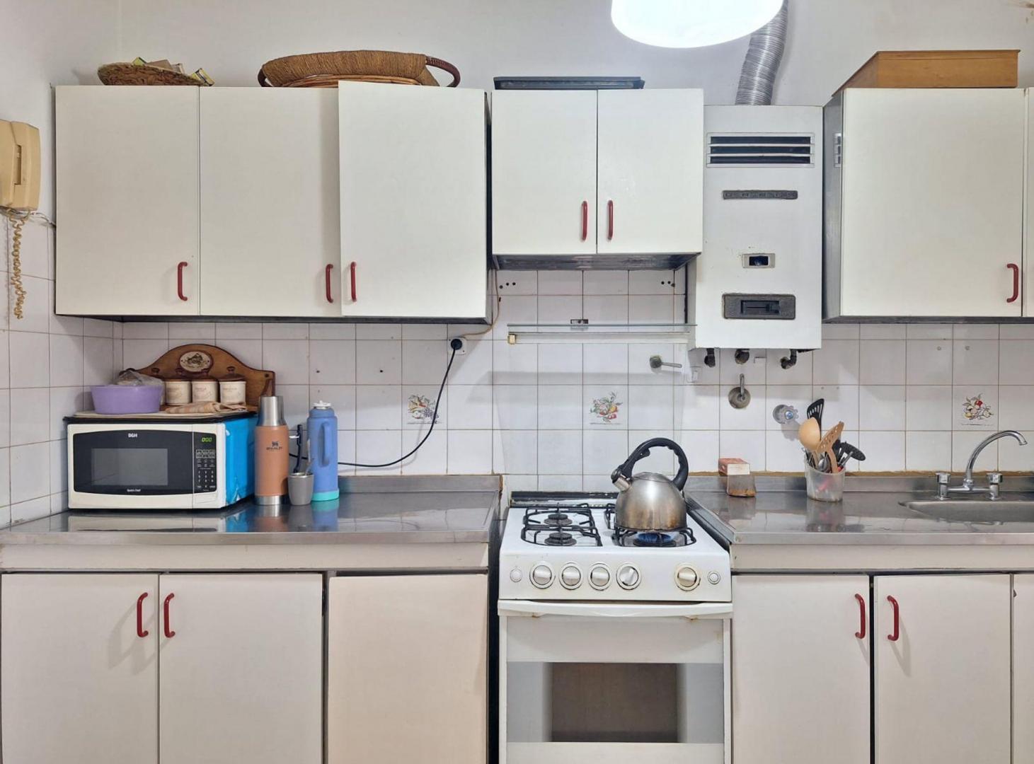 Foto de Venta dpto. 3 dormitorios Av. Belgrano y Rivadavia, imagen 1