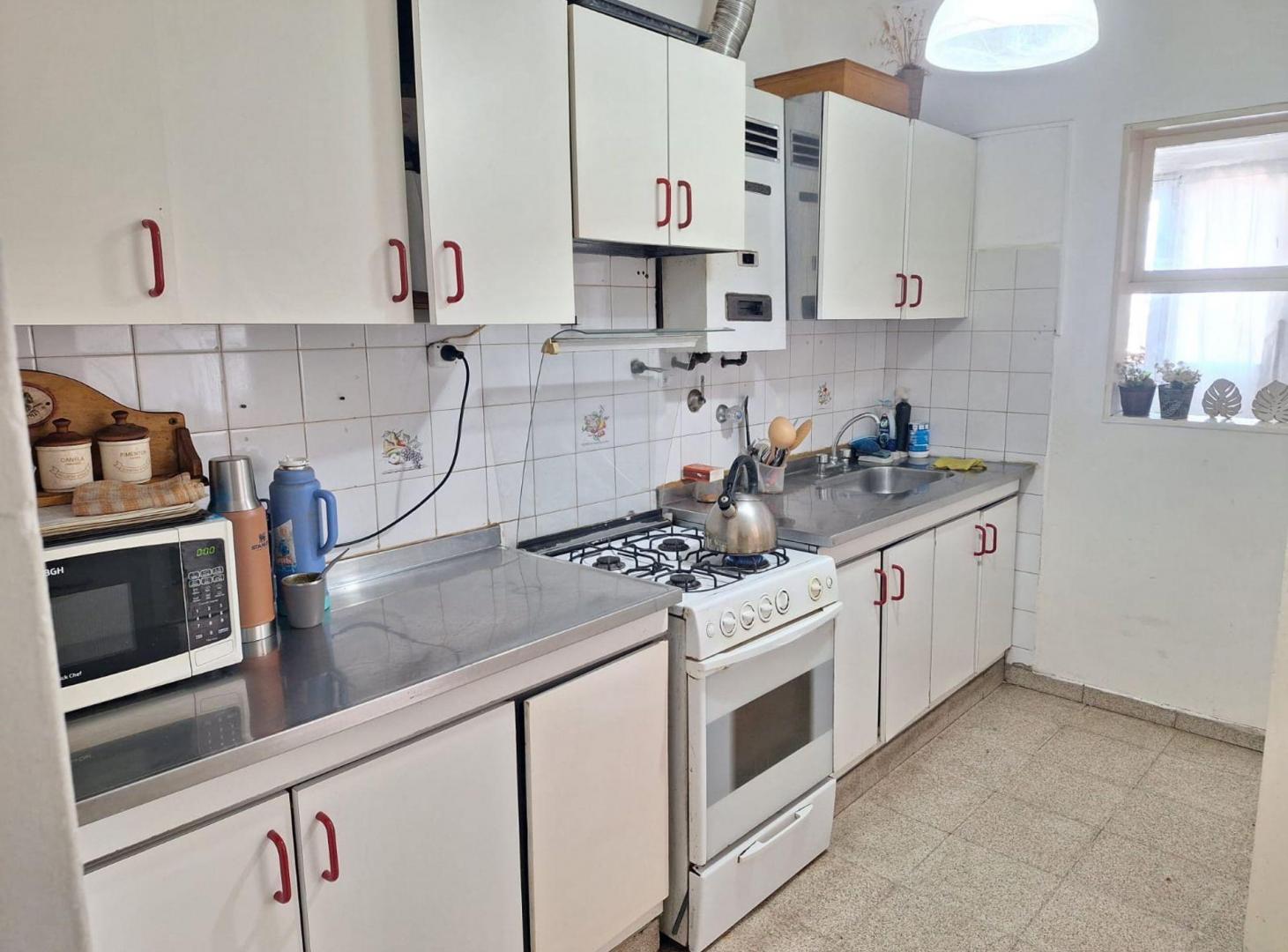 Foto de Venta dpto. 3 dormitorios Av. Belgrano y Rivadavia, imagen 3