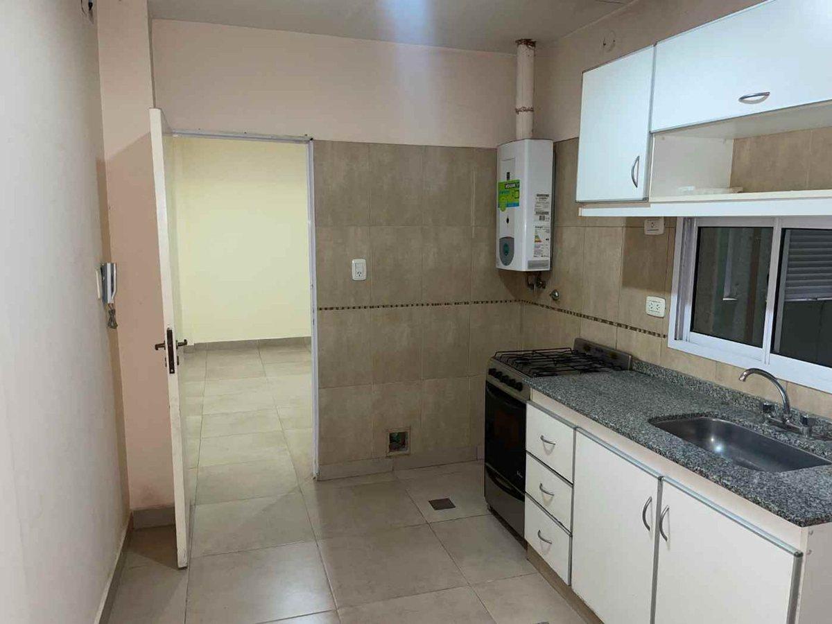 Foto de VENTA, DEPARTAMENTO 2 HAB, AV PEDRO LEÓN GALLO, imagen 3