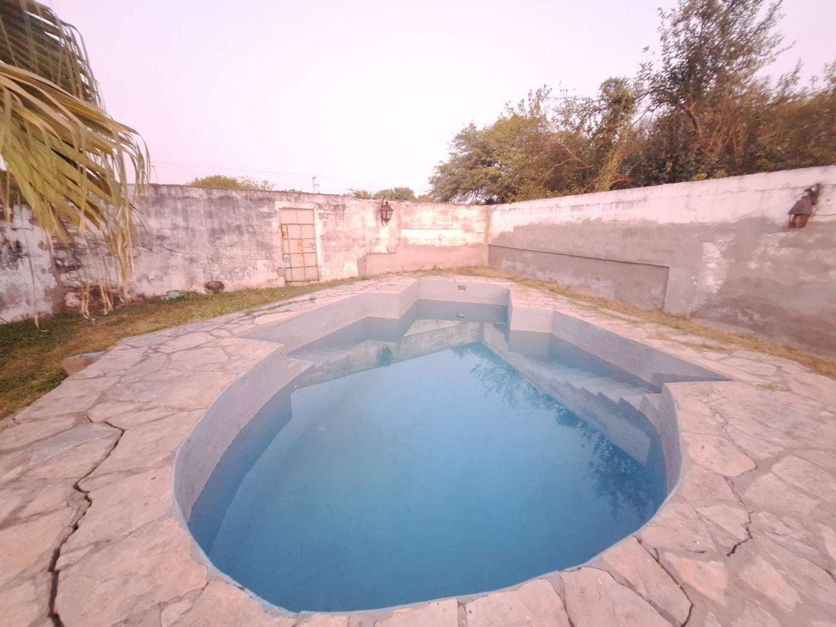 Foto de VENTA DE CASA SOBRE AV. BESARES LA BANDA, imagen 5