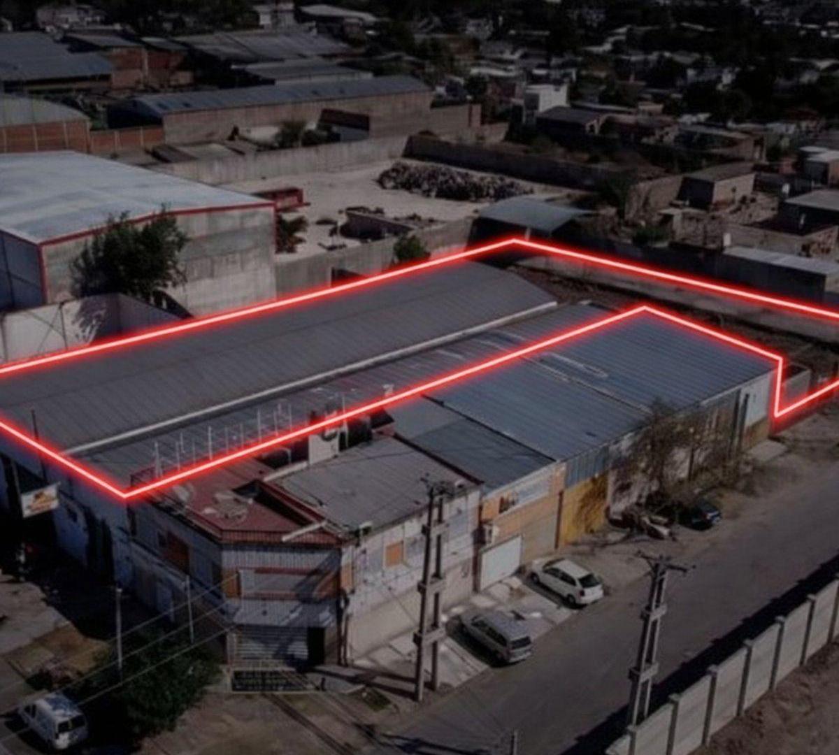 Foto de En Venta Galpones Estratégicos sobre Av. Libertad., imagen 1