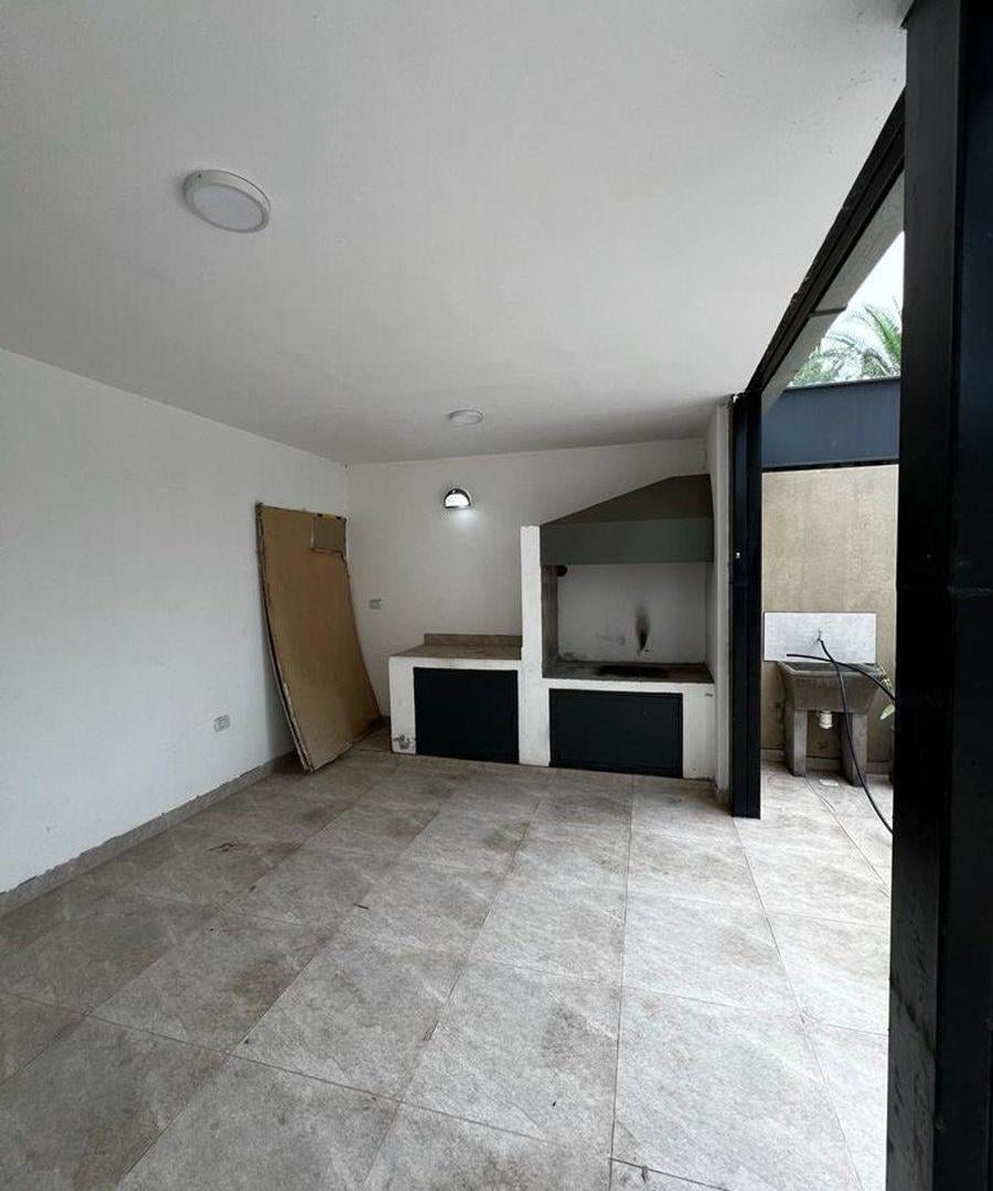Foto de VENTA DE DPTO 1 DORMITORIO ZONA UNSE, imagen 3