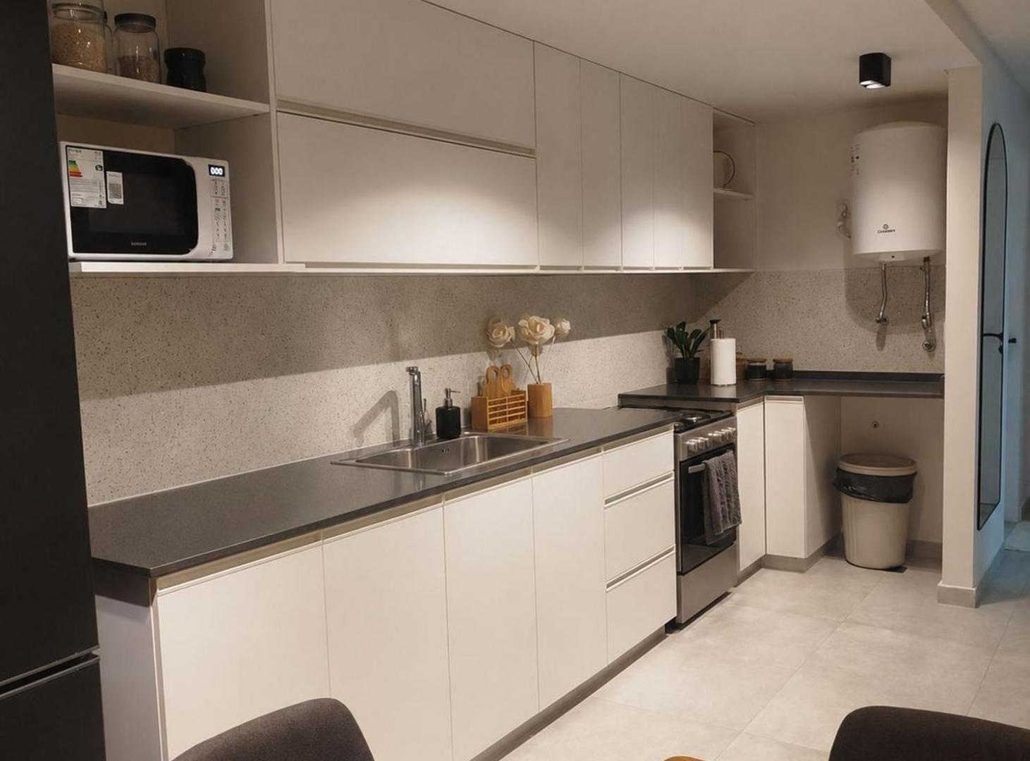 Foto de Departamento PREMIUM / Roca esq. Salta, imagen 2