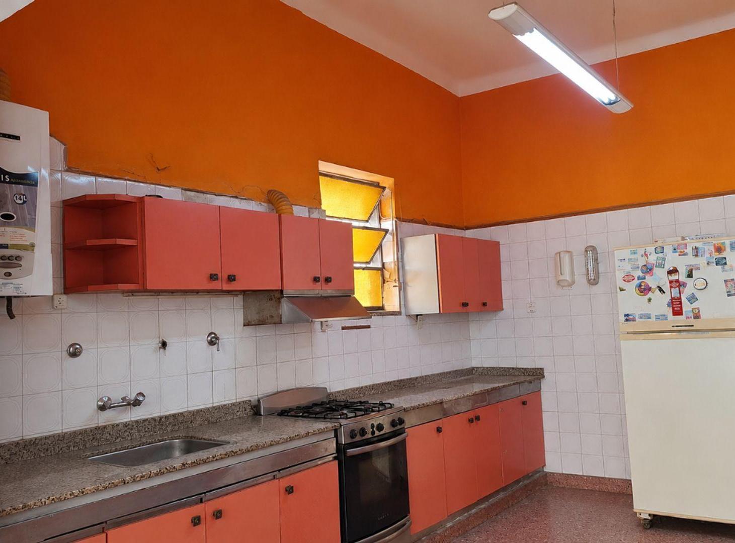 Foto de Venta de casa 3 dorm. calle Presbitero Gorriti, imagen 2