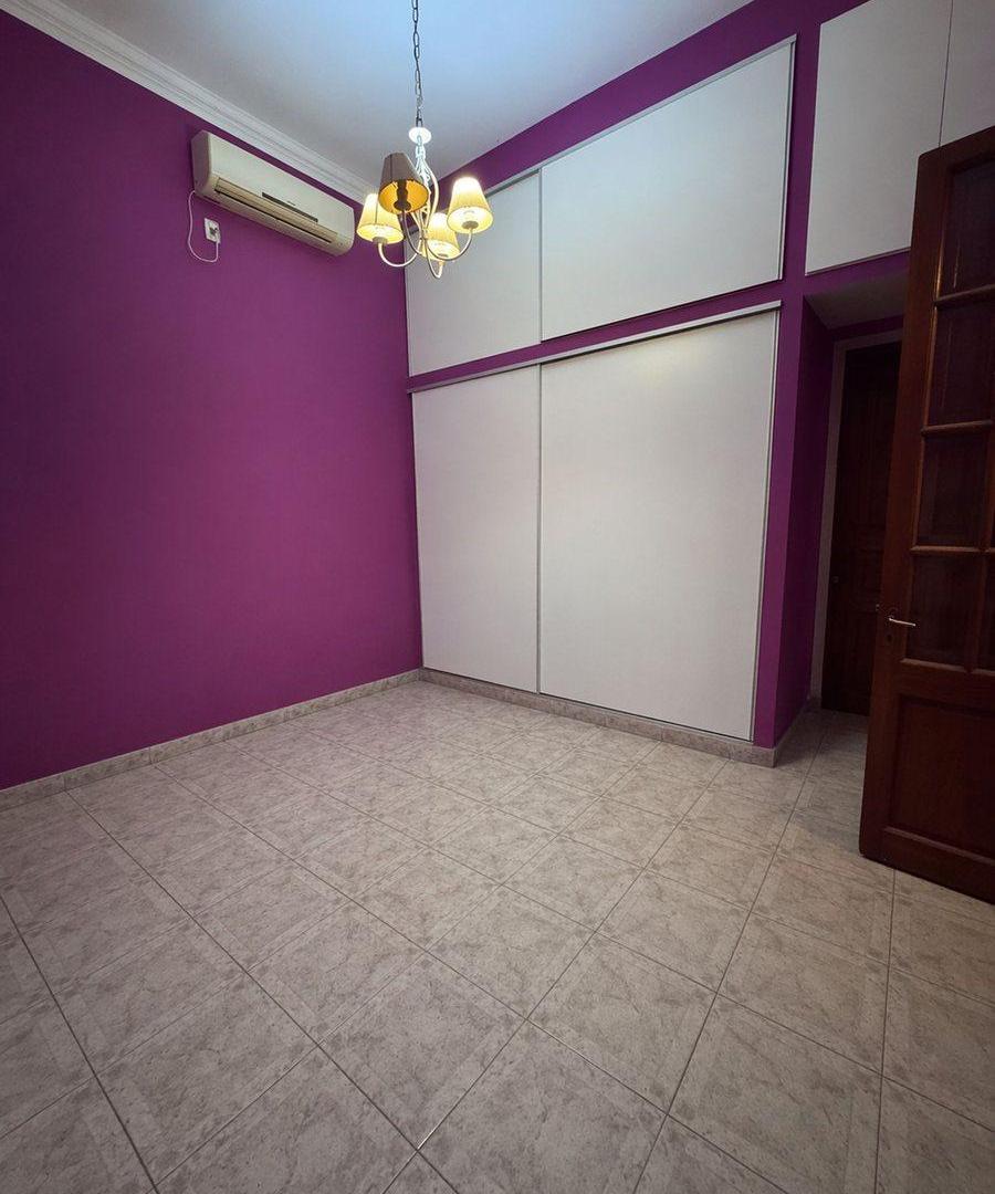 Foto de IMPORTANTE CASA EN VENTA - AV. MORENO (S) AL 700, imagen 5