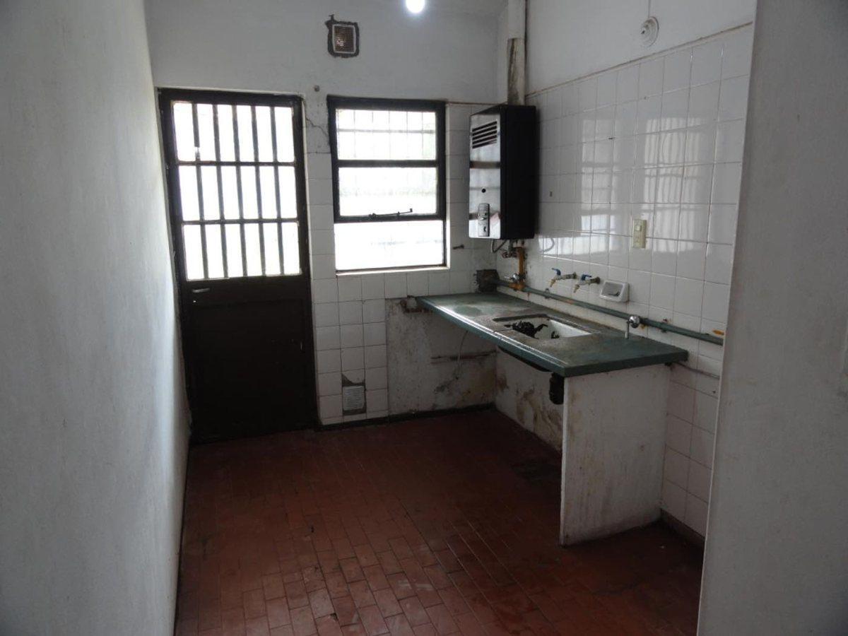 Foto de VENTA DE CASA CUATRO DORMITORIOS, BARRIO AUTONOMIA, imagen 4