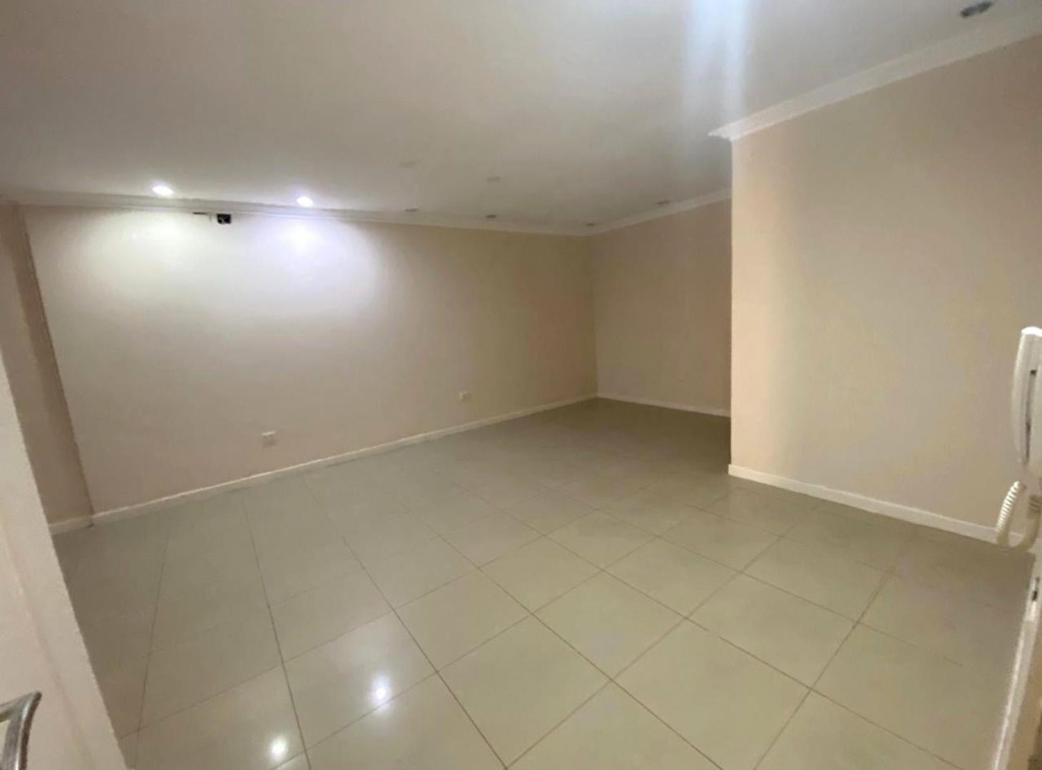 Foto de Venta departamento 1 dormitorio Saenz Peña, centro, imagen 3