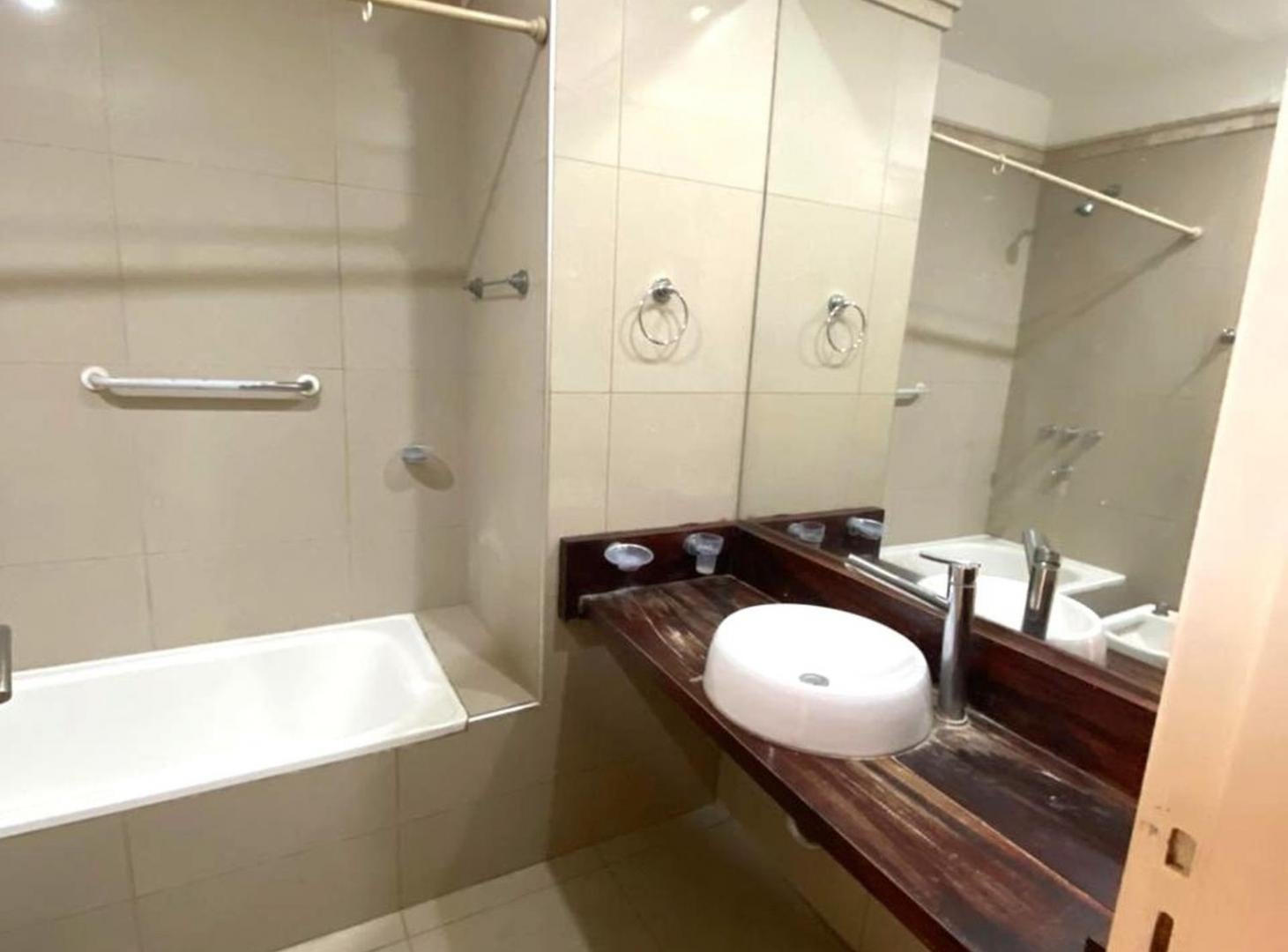 Foto de Venta departamento 1 dormitorio Saenz Peña, centro, imagen 2