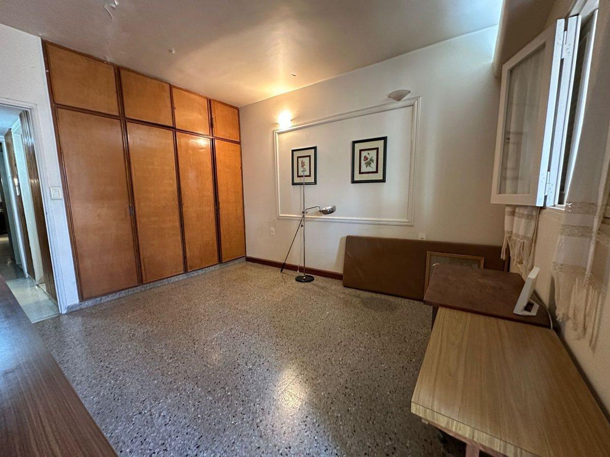 Foto de IMPORTANTE SEMIPISO EN GALERIA TABYCAST, imagen 3