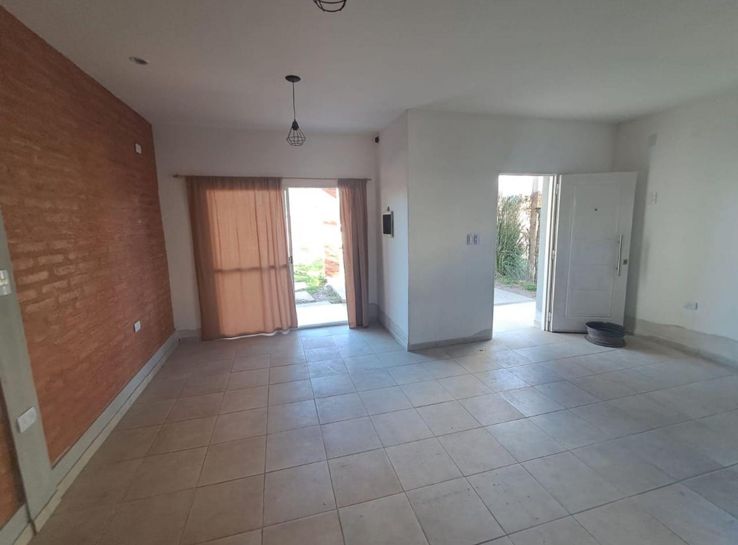 Foto de ALQUIER CASA DE 2 DOR ZANJON, imagen 4