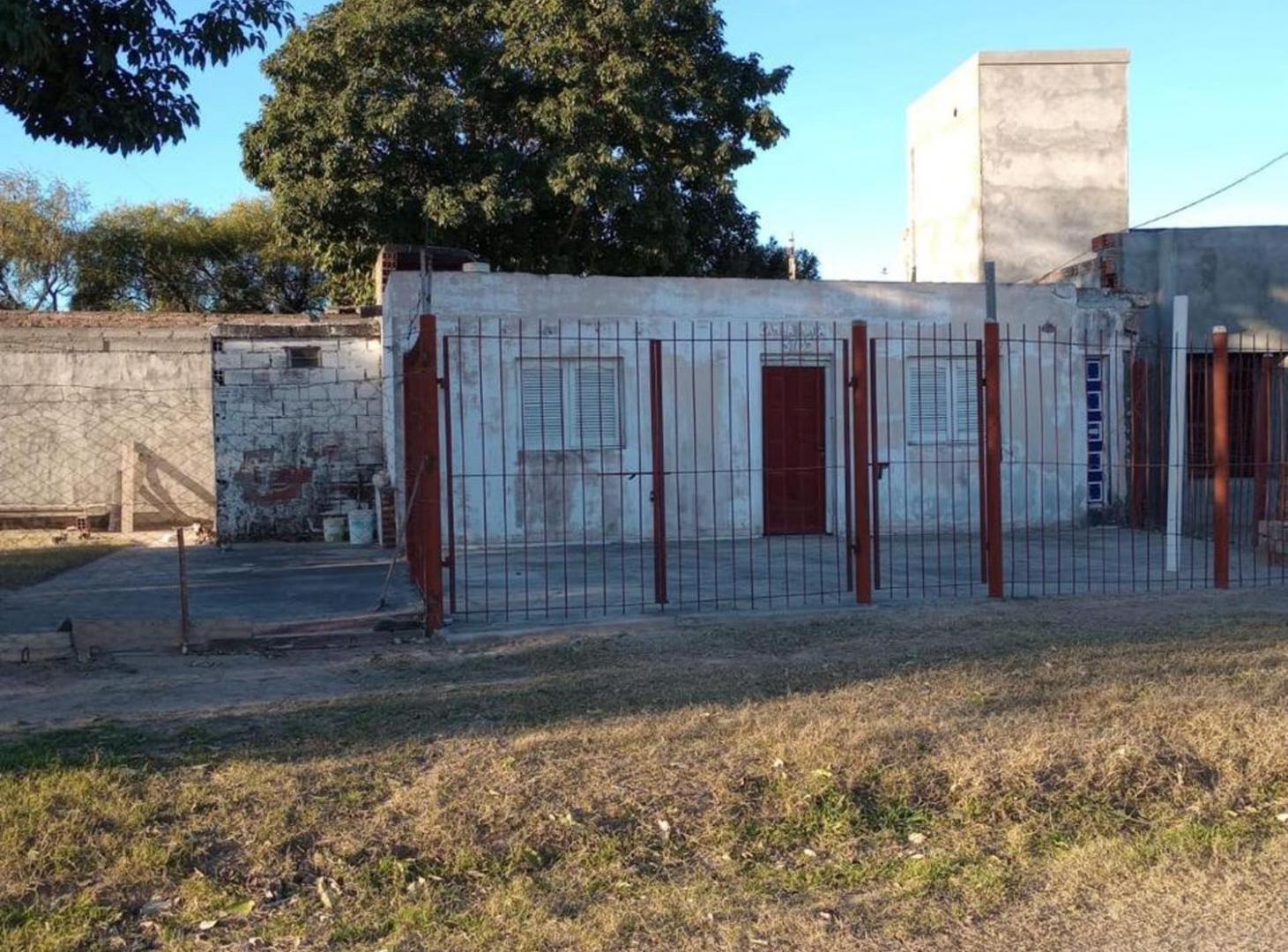 Foto de PROPIEDAD EN VENTA - BARRIO AEROPUERTO, imagen 3