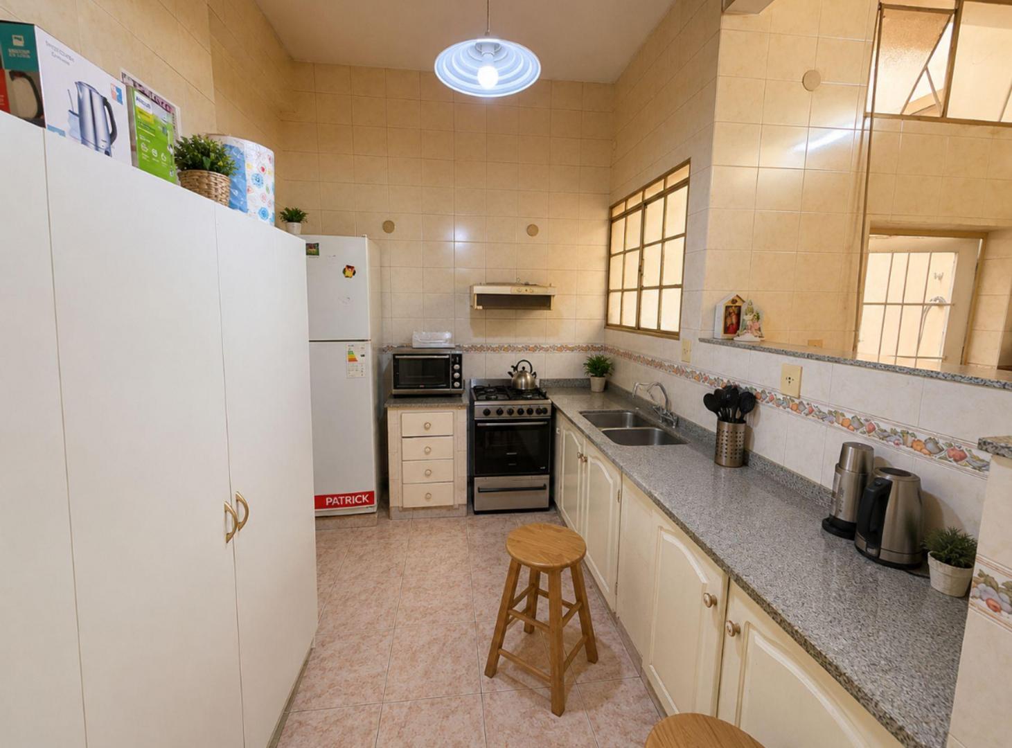 Foto de CASA EN VENTA - BARRIO BELGRANO - 4 DORMITORIOS, imagen 4