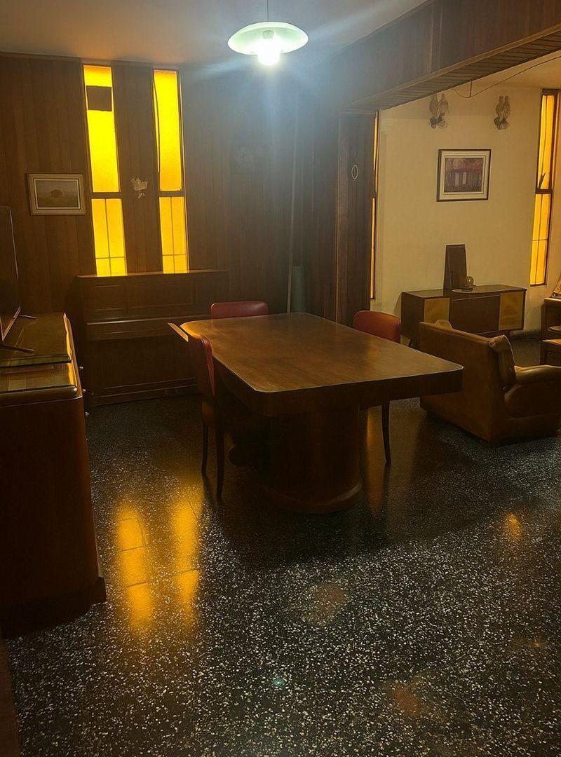 Foto de VENTAS DE CASA A REFACCIONAR EXCELENTE UBICACION, imagen 3