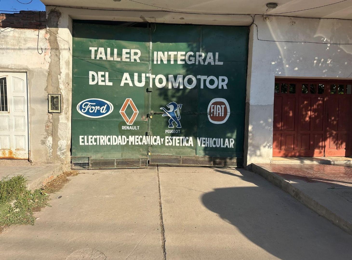 Foto de ALQUILER DE GALPON SOBRE SARMIENTO 400m2, imagen 3
