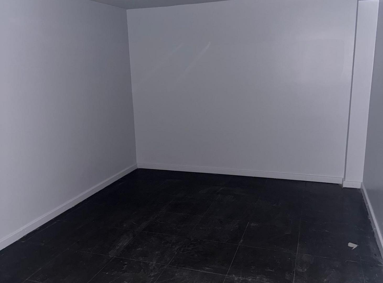 Foto de ALQUILER LOCAL COMERCIAL AV. BELGRANO SUR, imagen 2