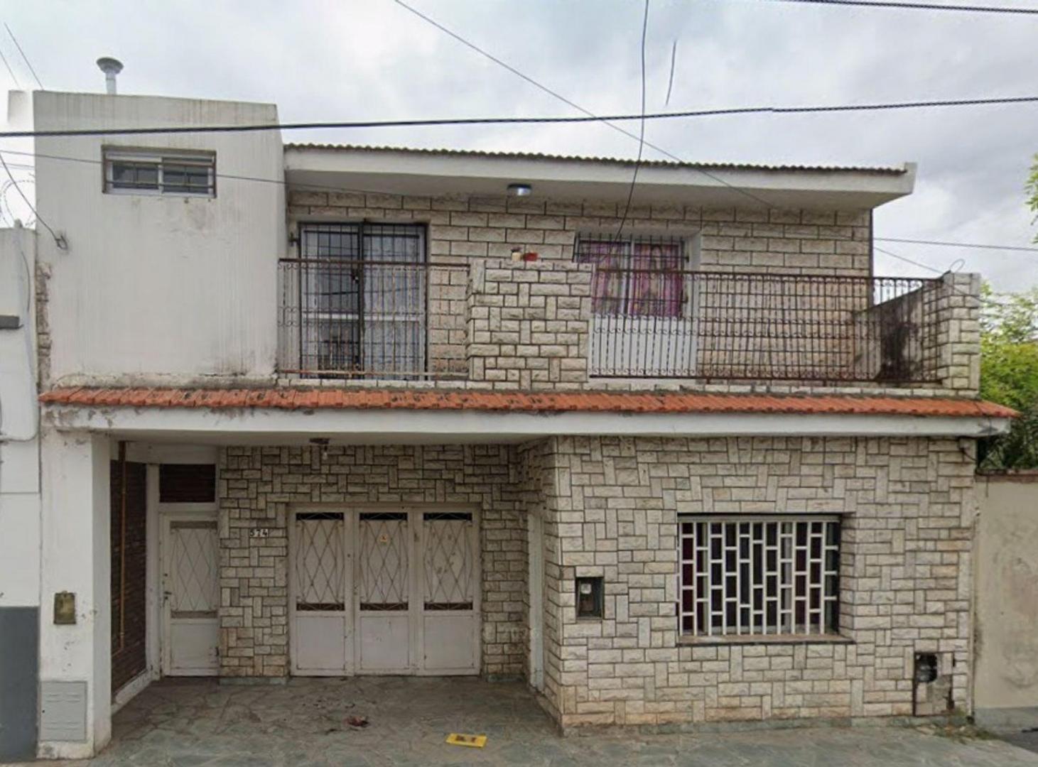 Foto de VENTA DE CASA C/DPTO EN PLANTA ALTA SDE, imagen 1