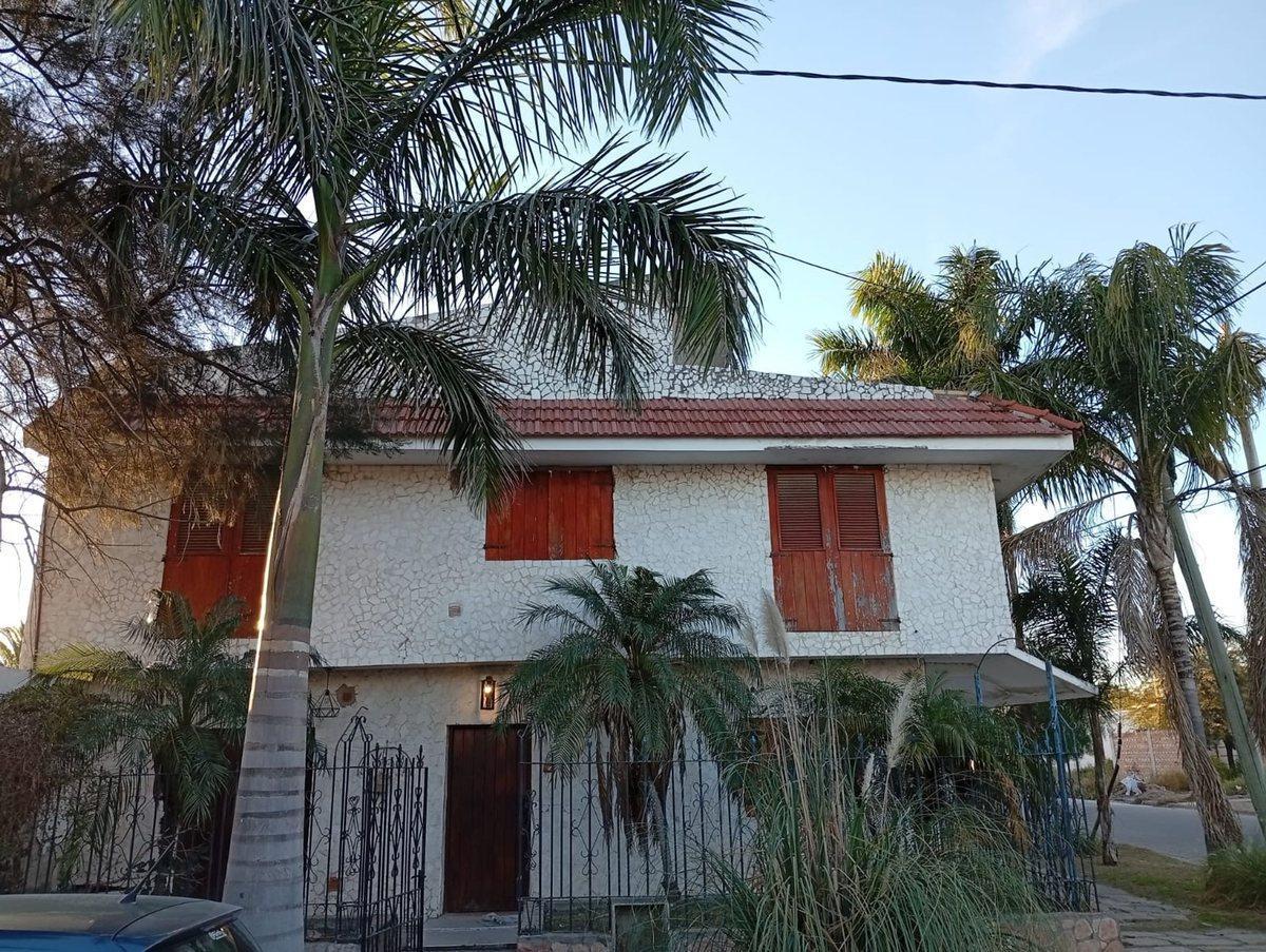 Foto de VENTA DE CASA - BARRIO CABILDO, imagen 2