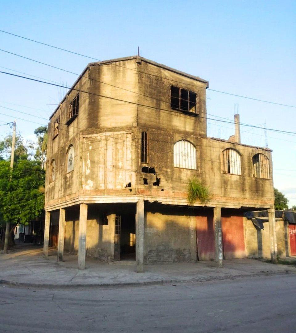 Foto de Venta de Edificio a refaccionar zona Estadio Unico, imagen 1