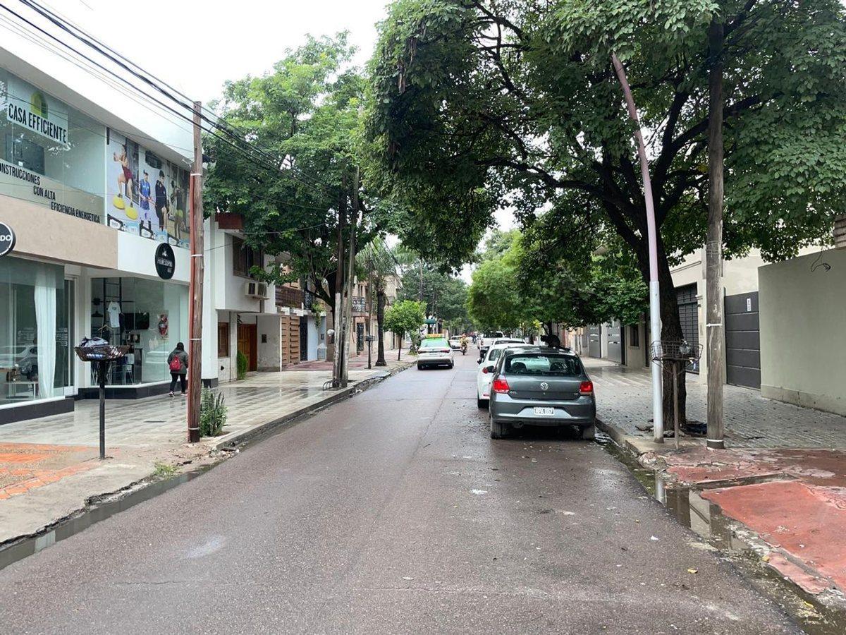 Foto de VENTA, CASA 2 PLANTAS, BARRIO CENTRO, imagen 2