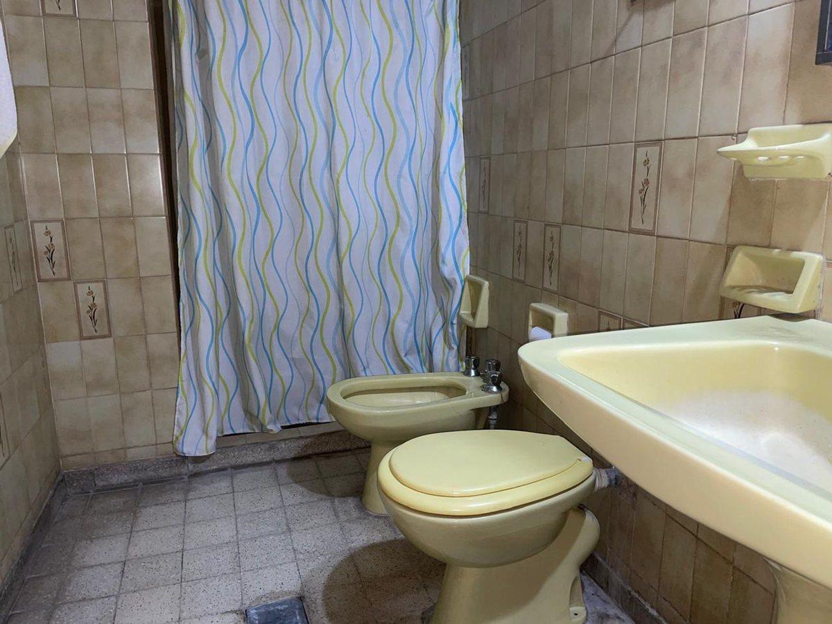 Foto de VENTA, CASA 2 PLANTAS, BARRIO CENTRO, imagen 3