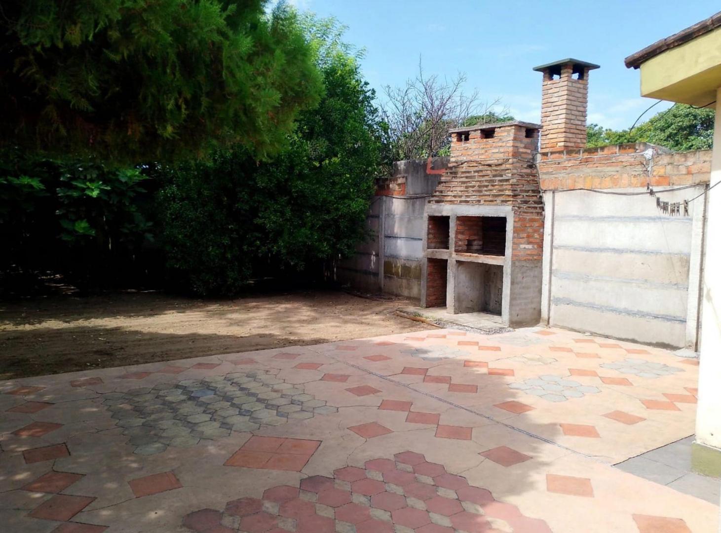 Foto de CASA EN VENTA 3 AMBIENTES CON COCHERA, imagen 2