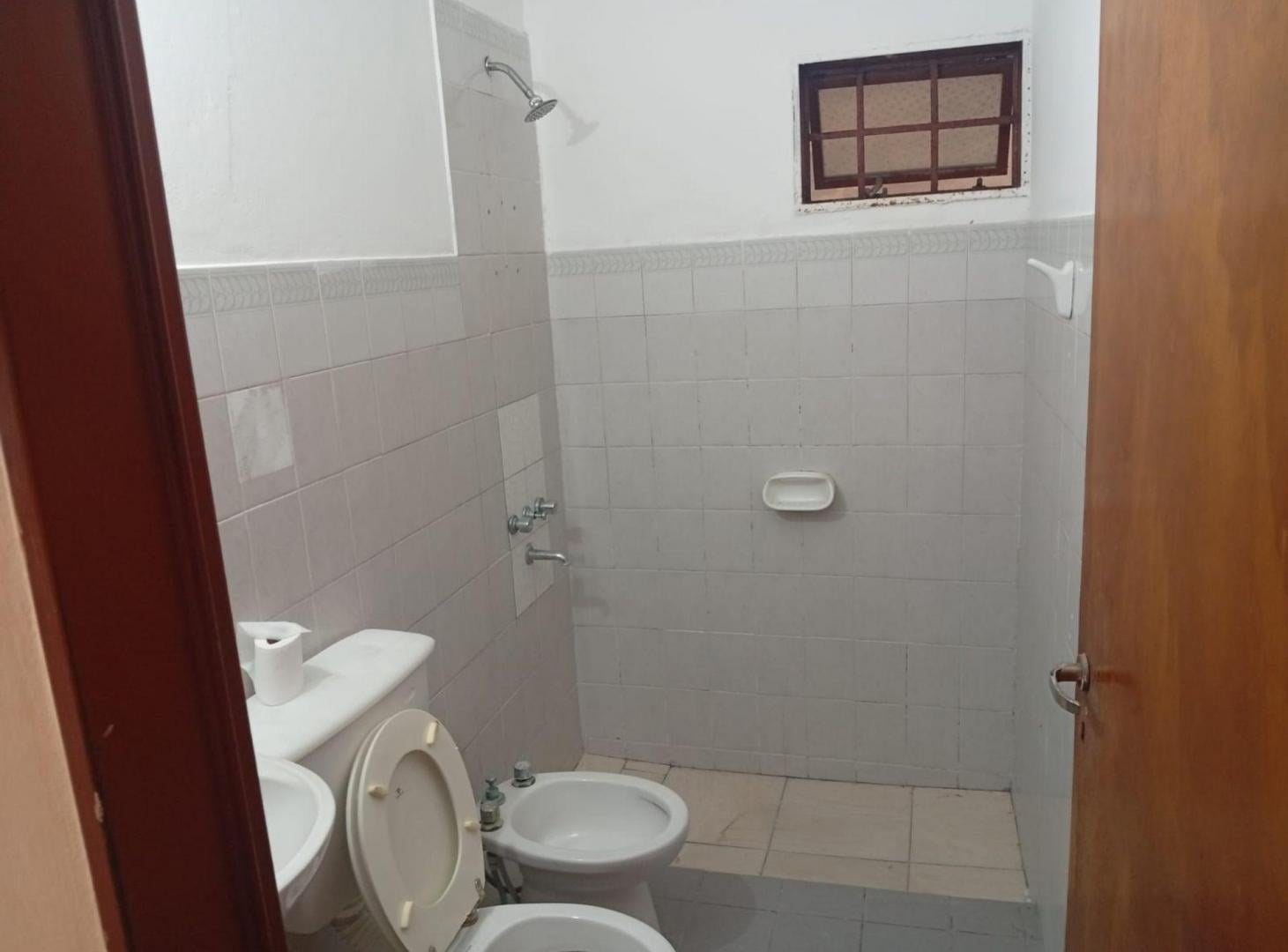 Foto de VENTA DE CASA DE BARRIO EXCELENTE ESTADO, imagen 3