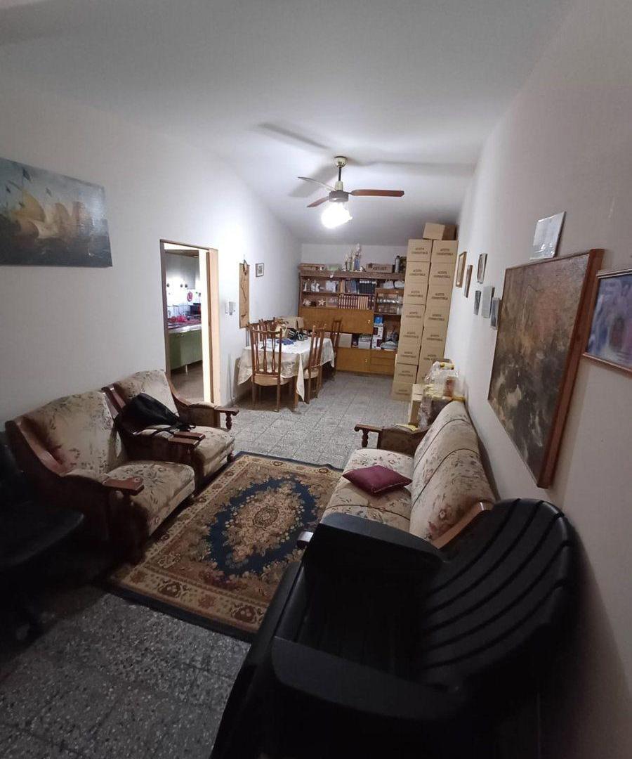 Foto de VENTA DE CASA 3 DORMITORIOS EN BARRIO CABILDO, imagen 5