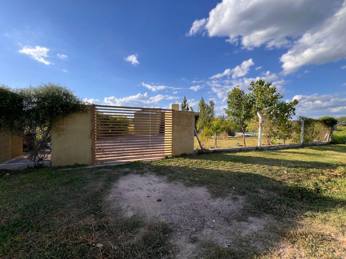 Foto de VENTA Casa en Barrio Priv 2 dorm. El Tamarindo, imagen 4
